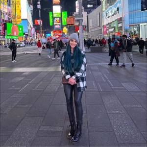 Meet your Posher, Angelina